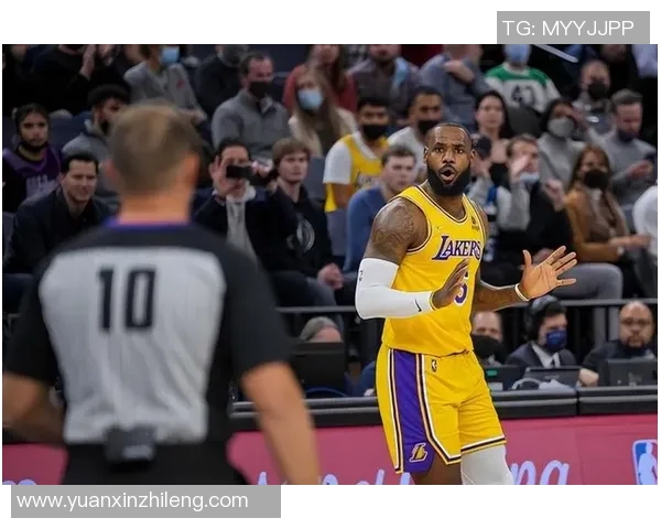 2020年湖人对阵猛龙首节精彩回顾与腾讯解说分析